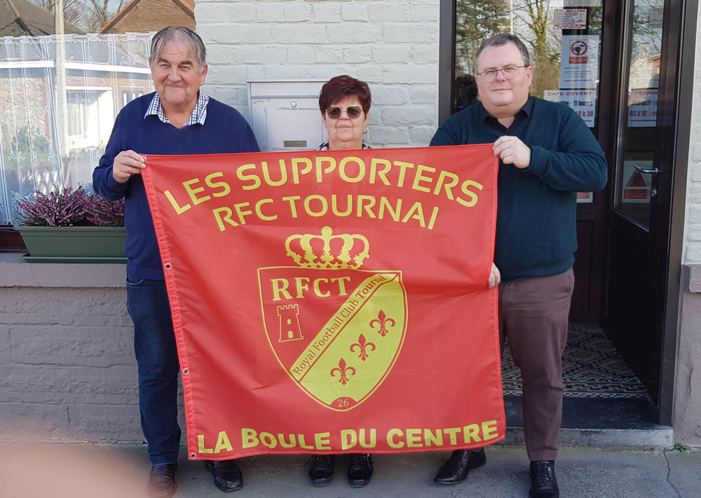 Nouveau drapeau à la Boule du Centre